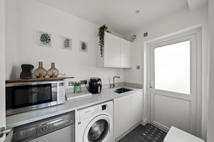 Photo 21- click for photo gallery